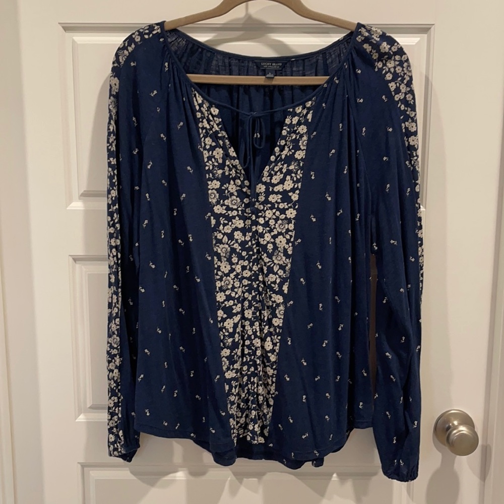 Lucky Brand SOFT top.